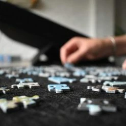 OKELO TOYS B.V. OKELO Puzzelmap Voor 1000 Stukjes Puzzels - Portapuzzle De Luxe - Puzzelrol - Puzzel Opbergsysteem - Puzzelmat - Kerstcadeau - Sinterklaas - Puzzelmap Voor Legpuzzel - Puzzelkoffer - -Exporteren puzzels winkel 550x366 91